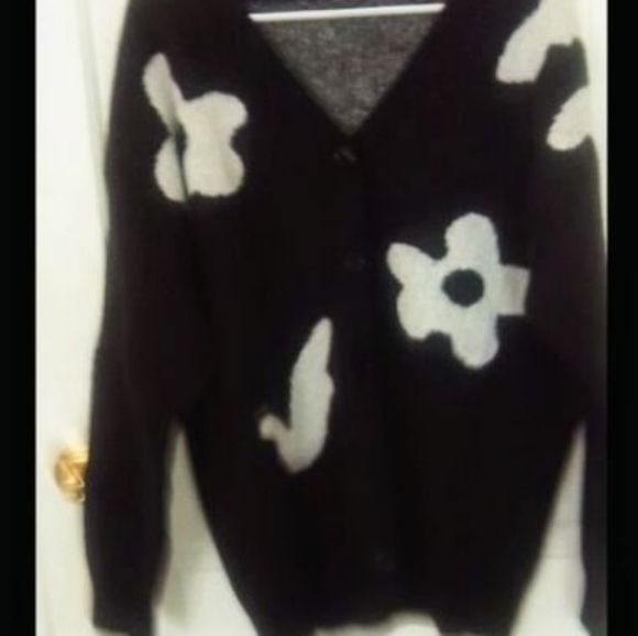 Floral Black Cardigan - Picture 1 of 1